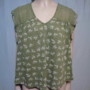 Lucky Brand green floral patterned short sleeve top in size medium